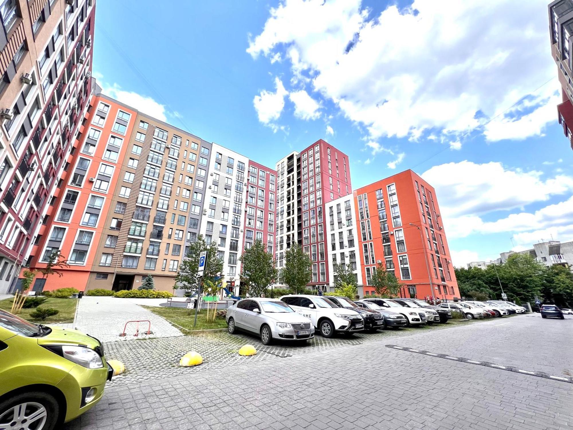 Osapart Beautiful Apartment In A Complex Semycvit Lviv Exterior photo